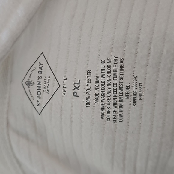 𝐒𝐭 𝐉𝐨𝐡𝐧'𝐬 𝐁𝐚𝐲 white fleece XL Petite 𝐑𝐞𝐭𝐚𝐢𝐥 $𝟑𝟐 New with tags - Picture 14 of 14